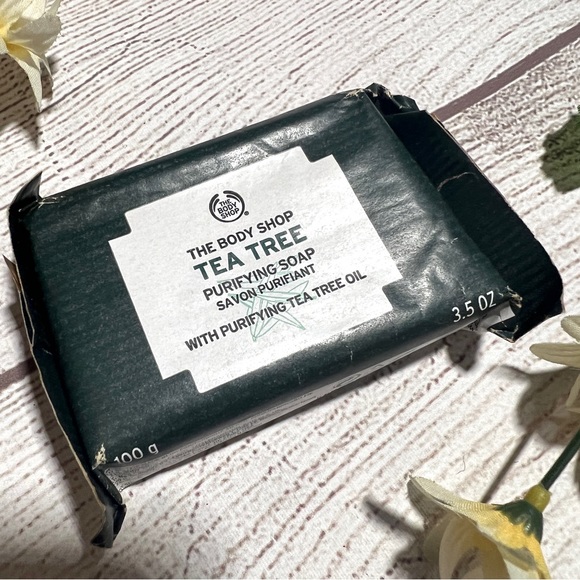 The Body Shop Tea Tree Purifying Soap - Picture 5 of 7